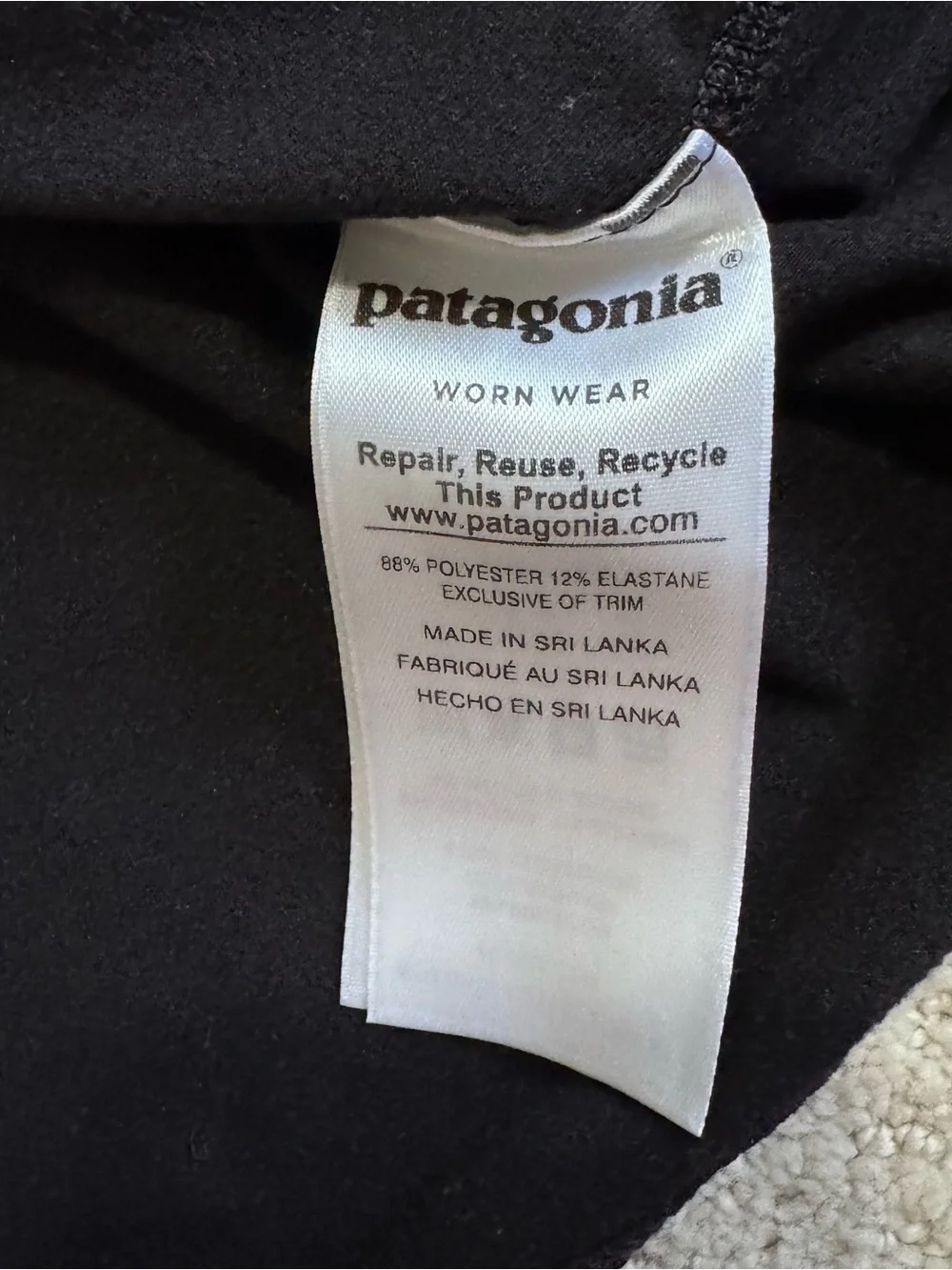 Patagonia Kid's Long Sleeve Capilene Shirt Baselayer Size XS 5/6 Black